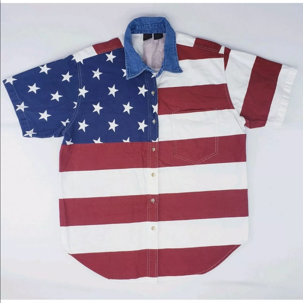 Quizz Woman Size 18 American Flag Button Up